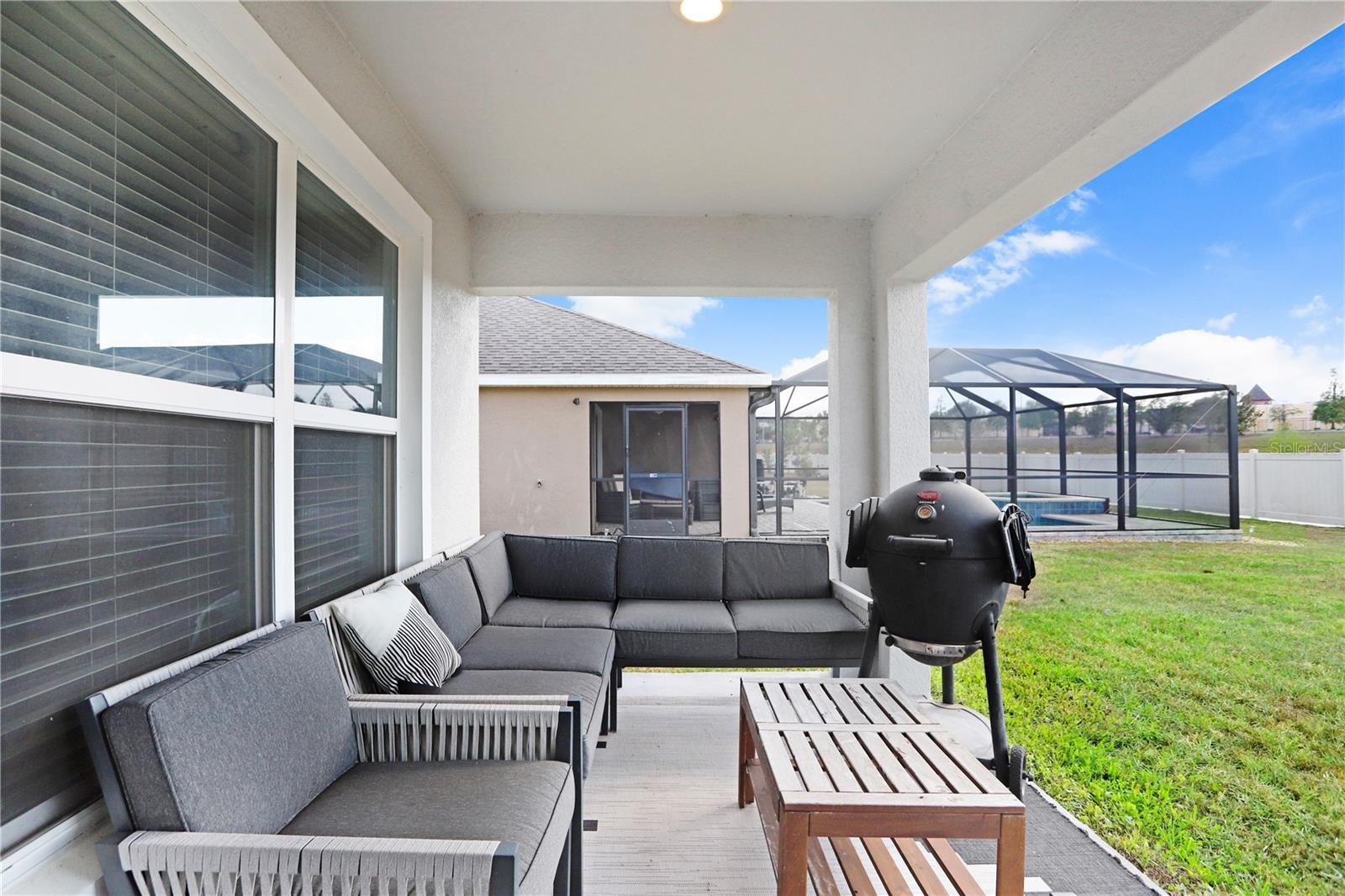 Listing photo id 19 for 7929 Sail Clover Lane