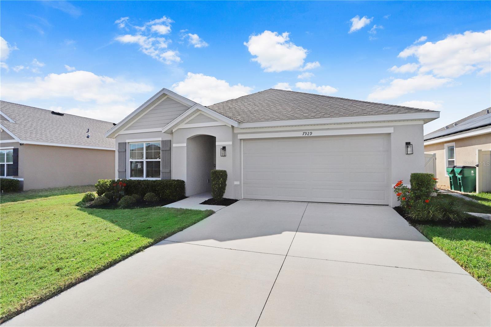 Listing photo id 22 for 7929 Sail Clover Lane
