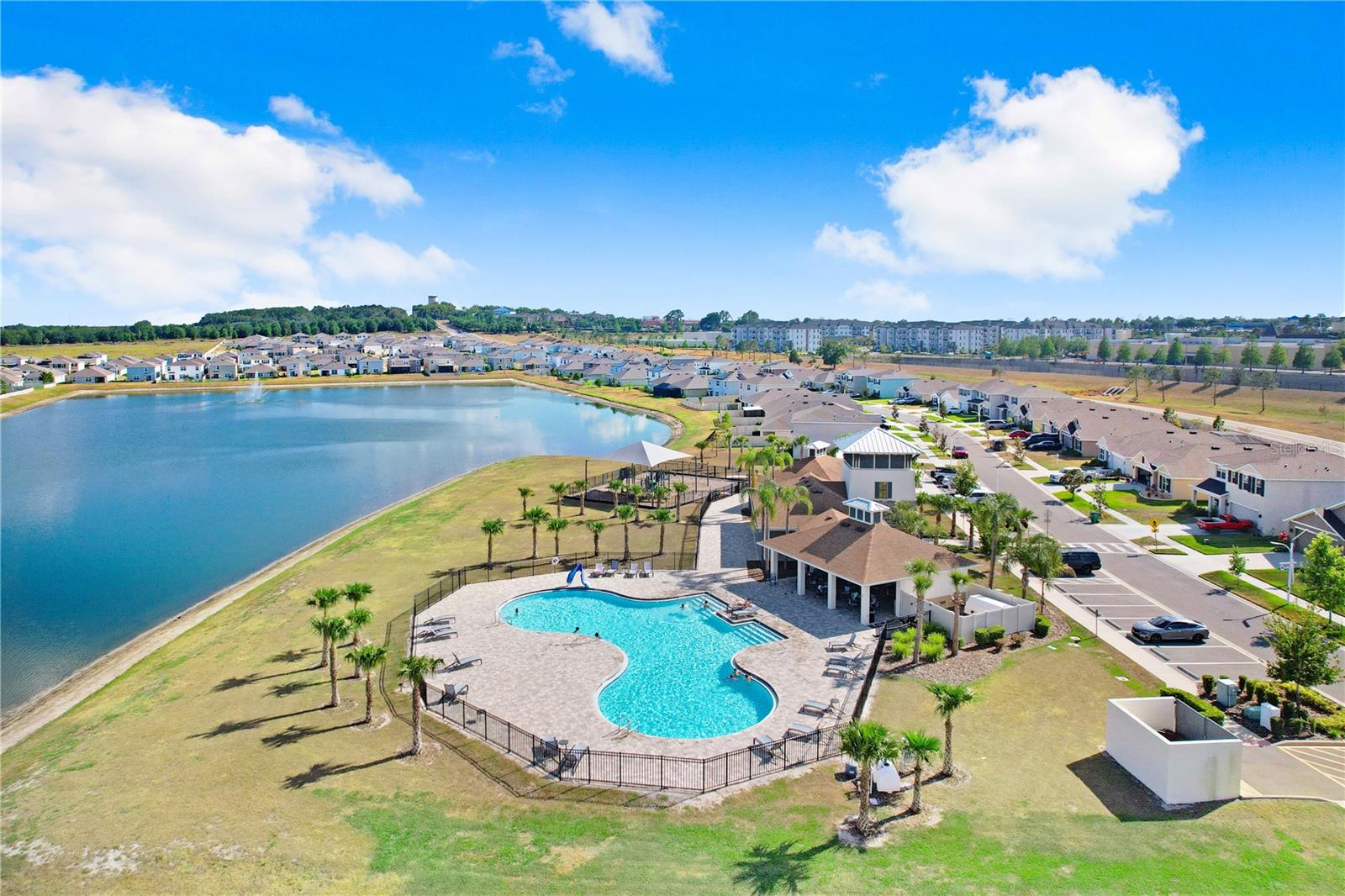 Listing photo id 34 for 7929 Sail Clover Lane