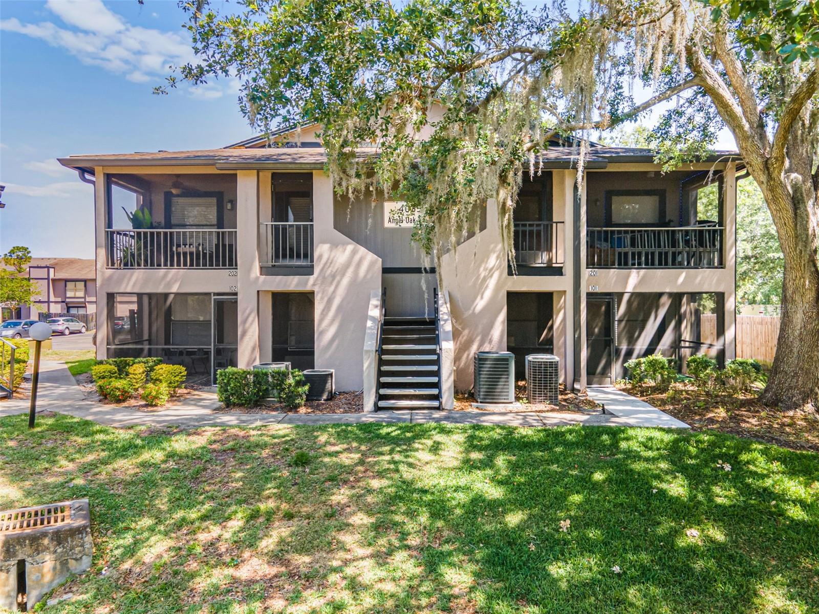 Details for 4035 Angel Oak Court 101, TAMPA, FL 33613