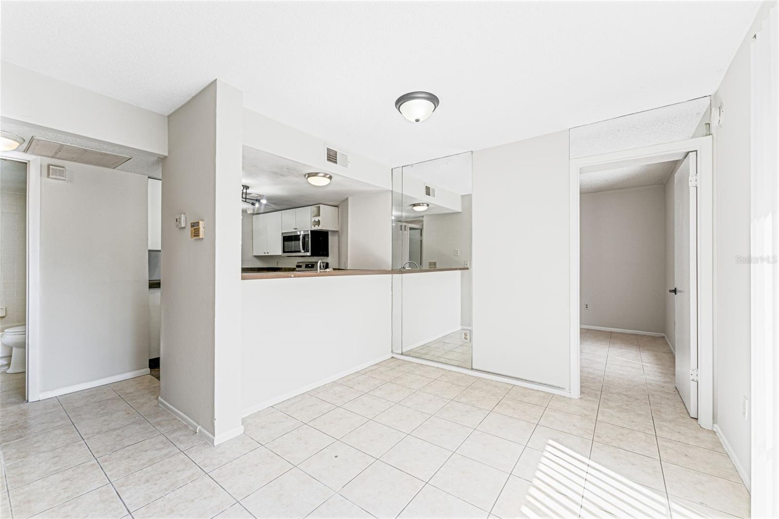 Image 11 of 54 For 4035 Angel Oak Court 101