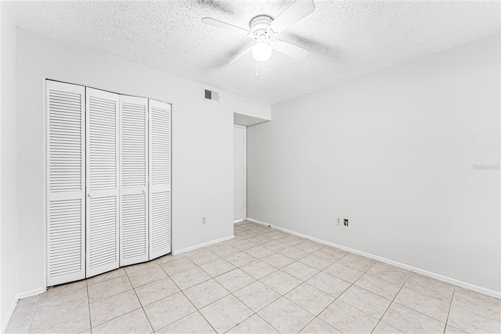 Image 30 of 54 For 4035 Angel Oak Court 101