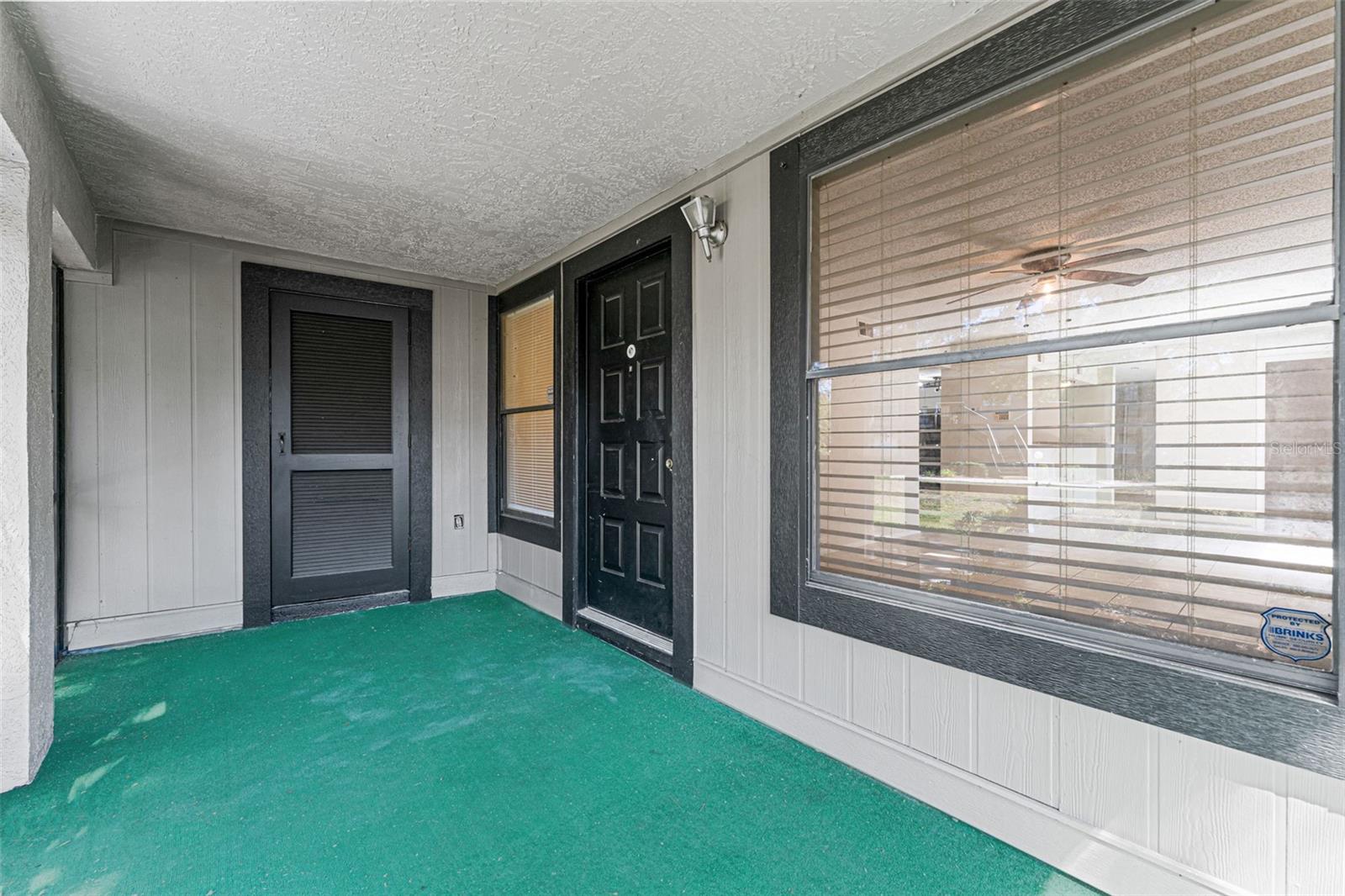 Image 33 of 54 For 4035 Angel Oak Court 101
