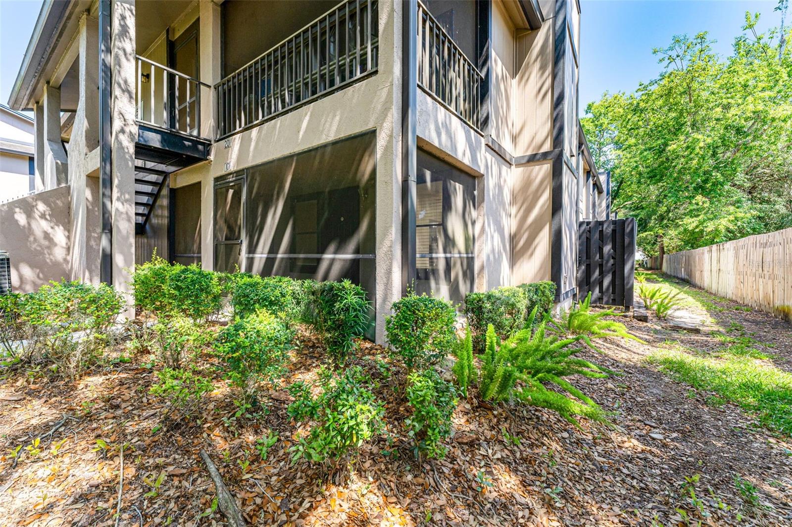 Image 5 of 54 For 4035 Angel Oak Court 101