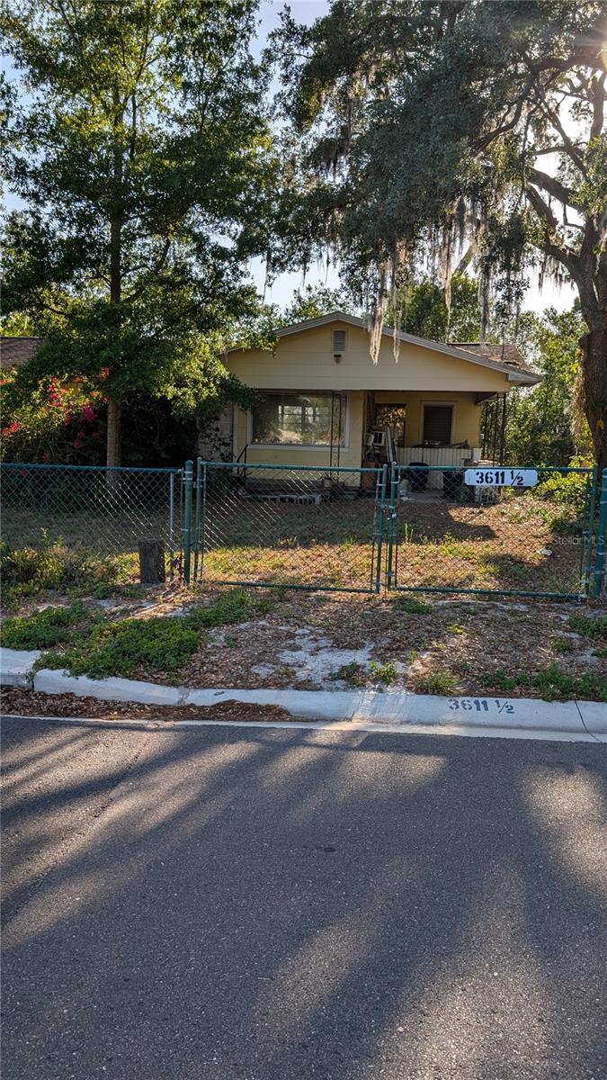 Details for 3611 Reynolds Street 1-2, PLANT CITY, FL 33563