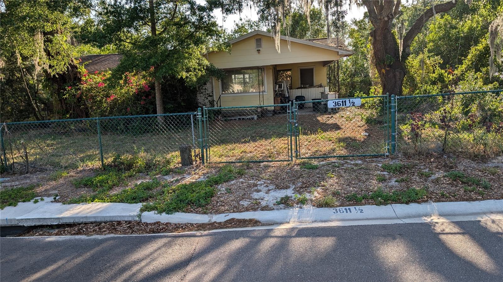 Image 2 of 17 For 3611 Reynolds Street 1-2