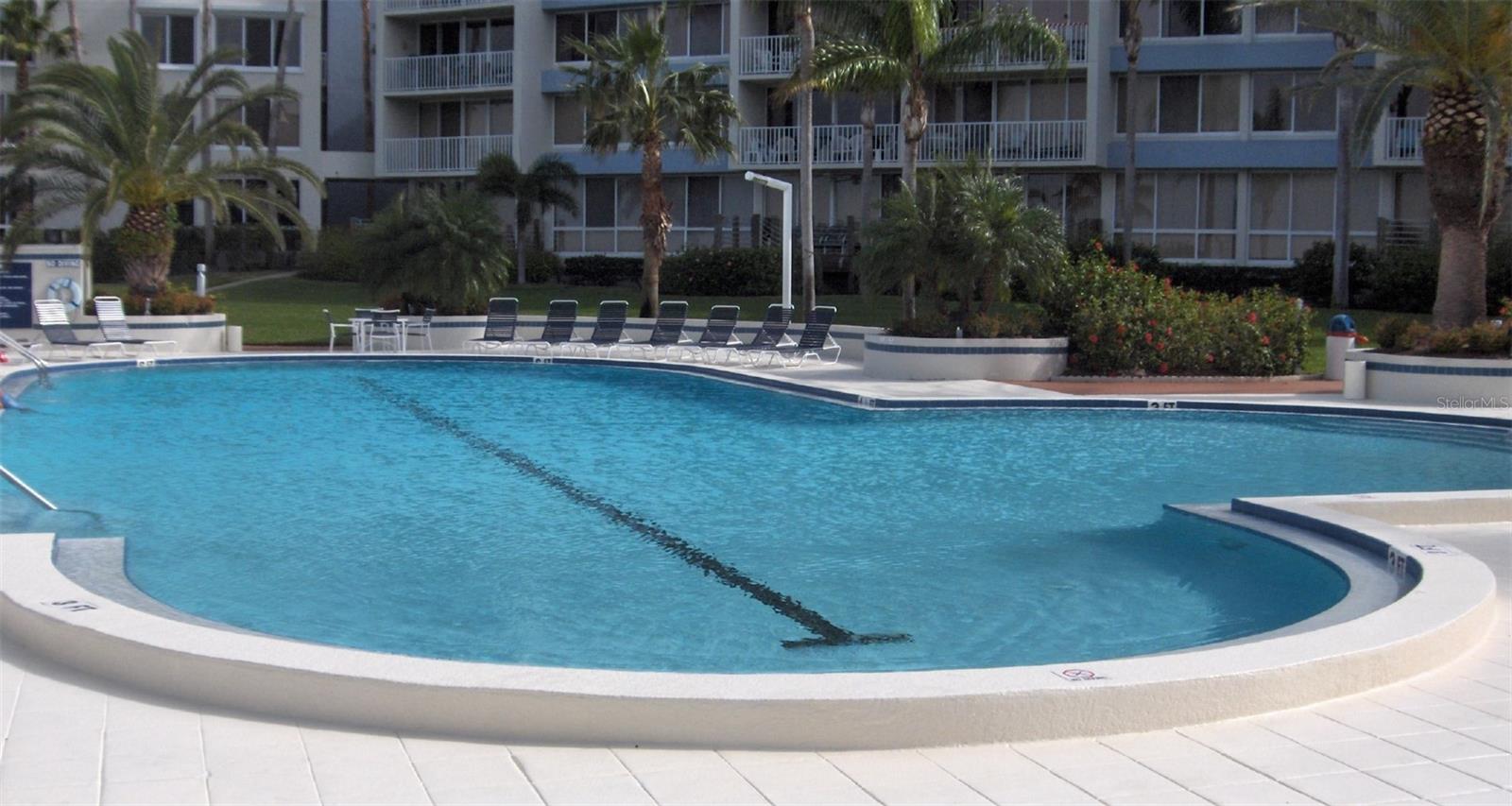 Image 16 of 21 For 5153 Isla Key Boulevard S 215