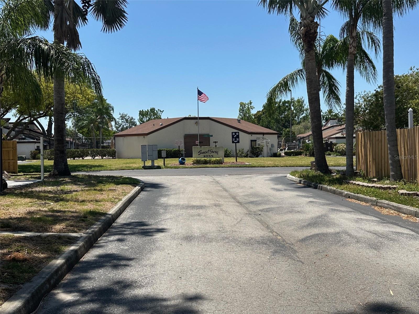 Image 3 of 27 For 2055 Sunset Point Road 3804