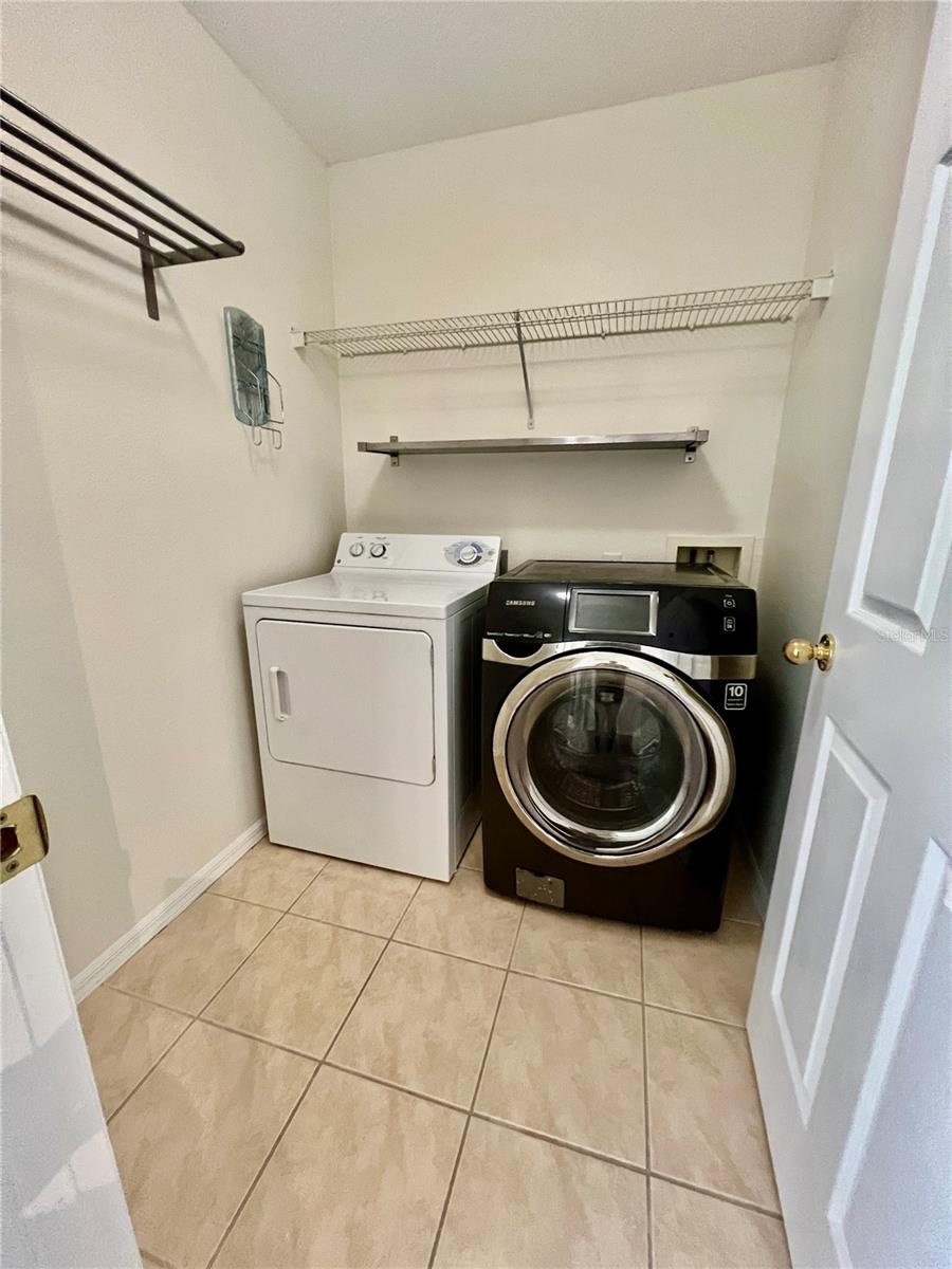 Image 20 of 23 For 2509 Silvermoss Drive