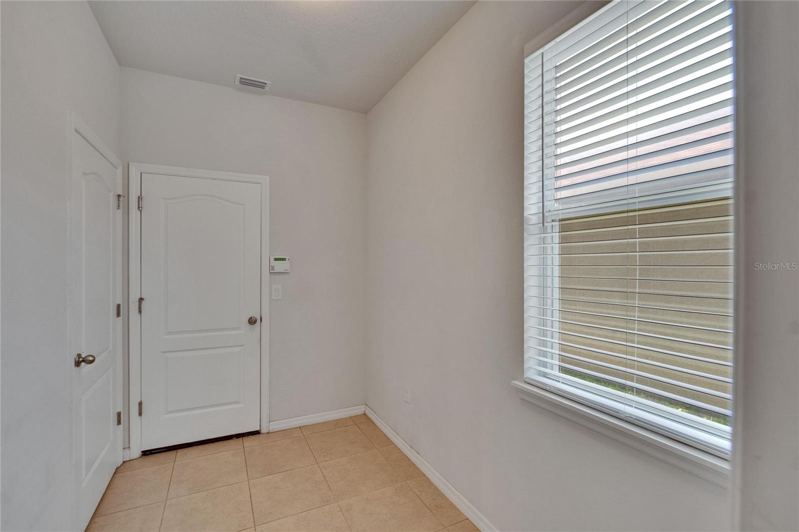 Image 25 of 95 For 12150 Ledbury Commons Drive