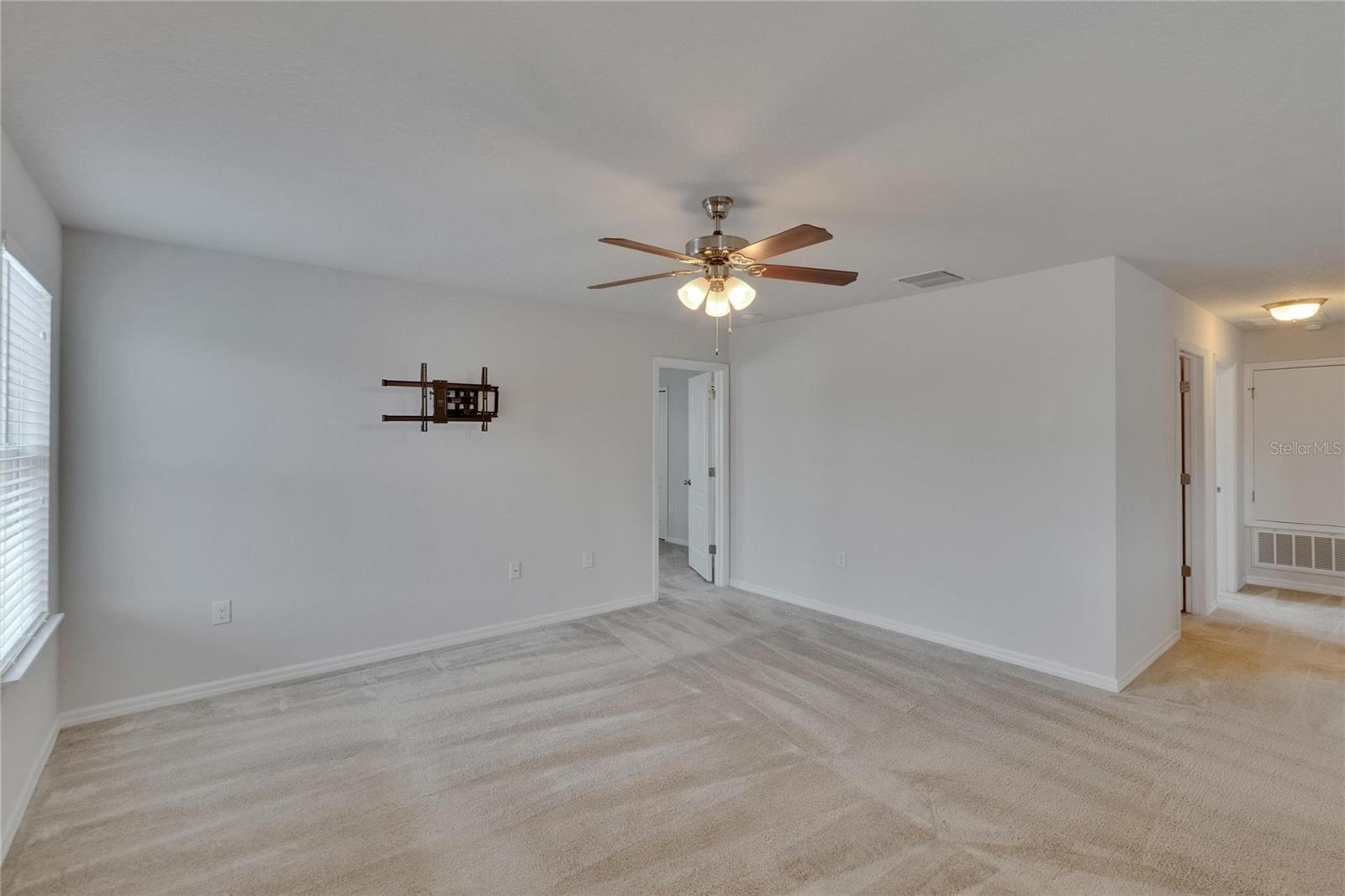 Image 35 of 95 For 12150 Ledbury Commons Drive