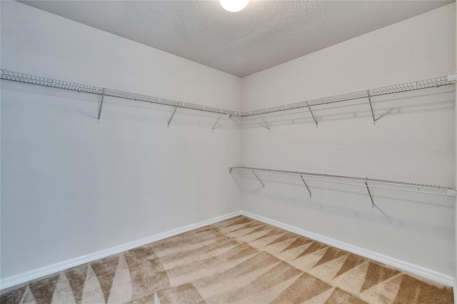 Image 47 of 95 For 12150 Ledbury Commons Drive