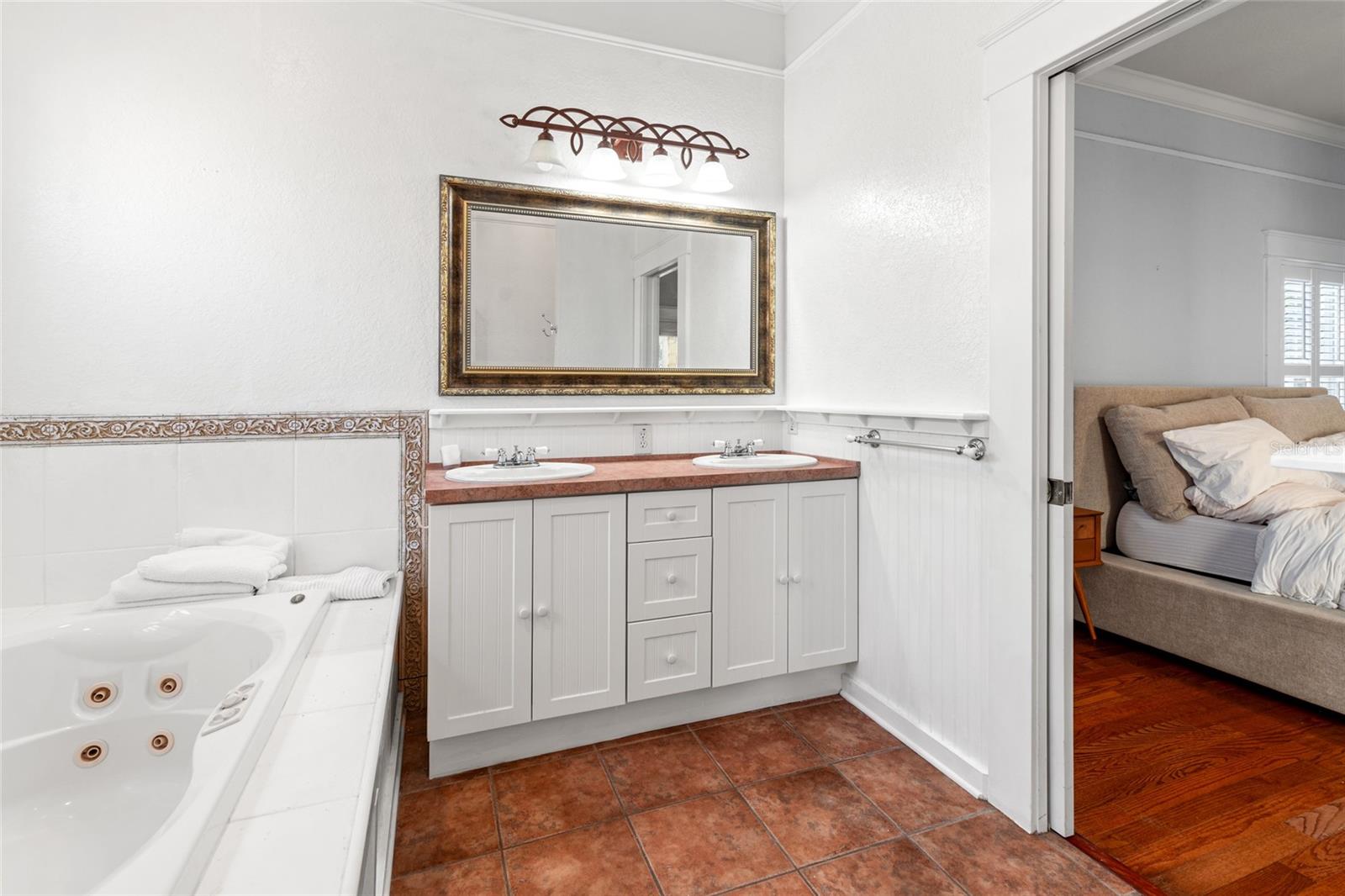 Image 19 of 30 For 5804 9th Street