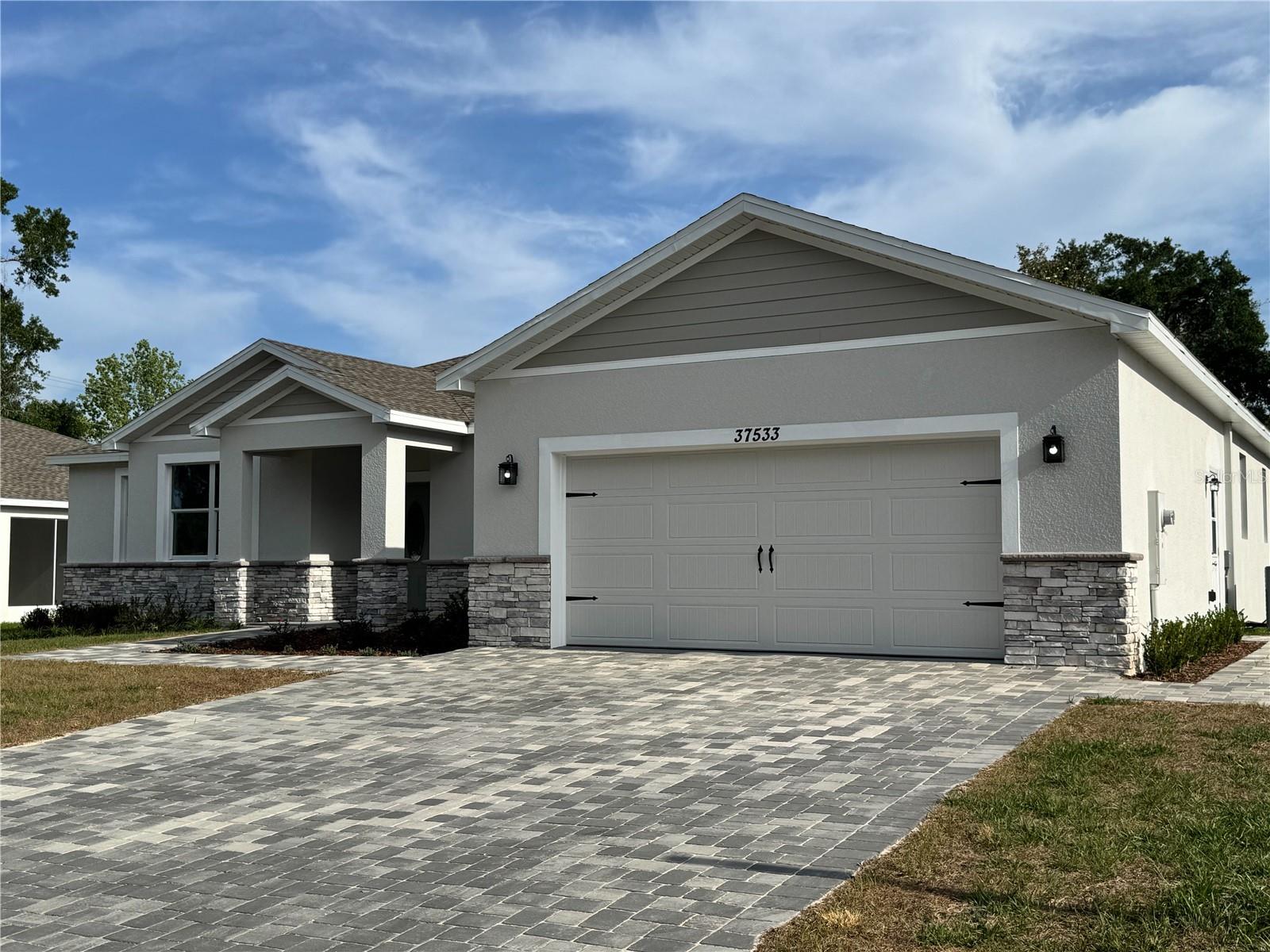 Image 10 of 77 For 37533 Teri Court