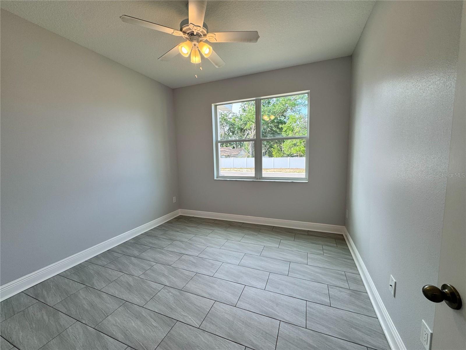 Image 43 of 77 For 37533 Teri Court
