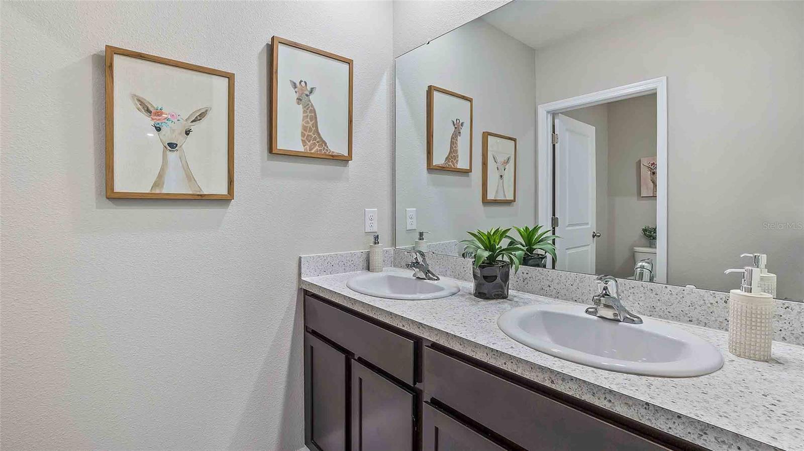 Image 10 of 21 For 32674 Osprey Peak Way