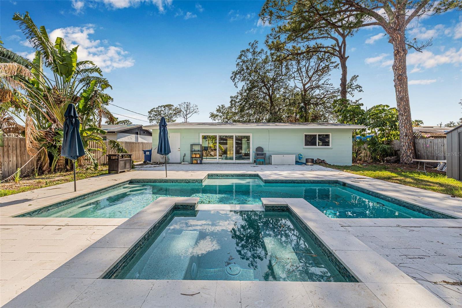 Image 2 of 34 For 4901 Venetian Boulevard Ne