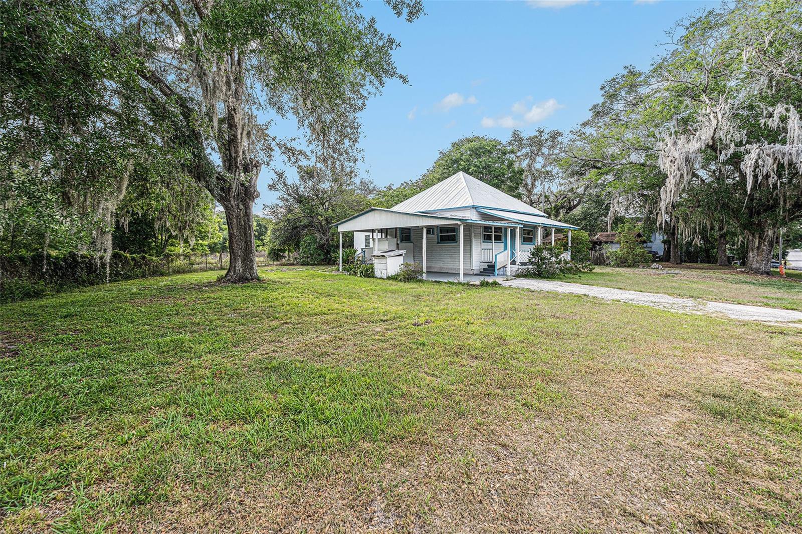 Details for 20653 Old Trilby Road, DADE CITY, FL 33523