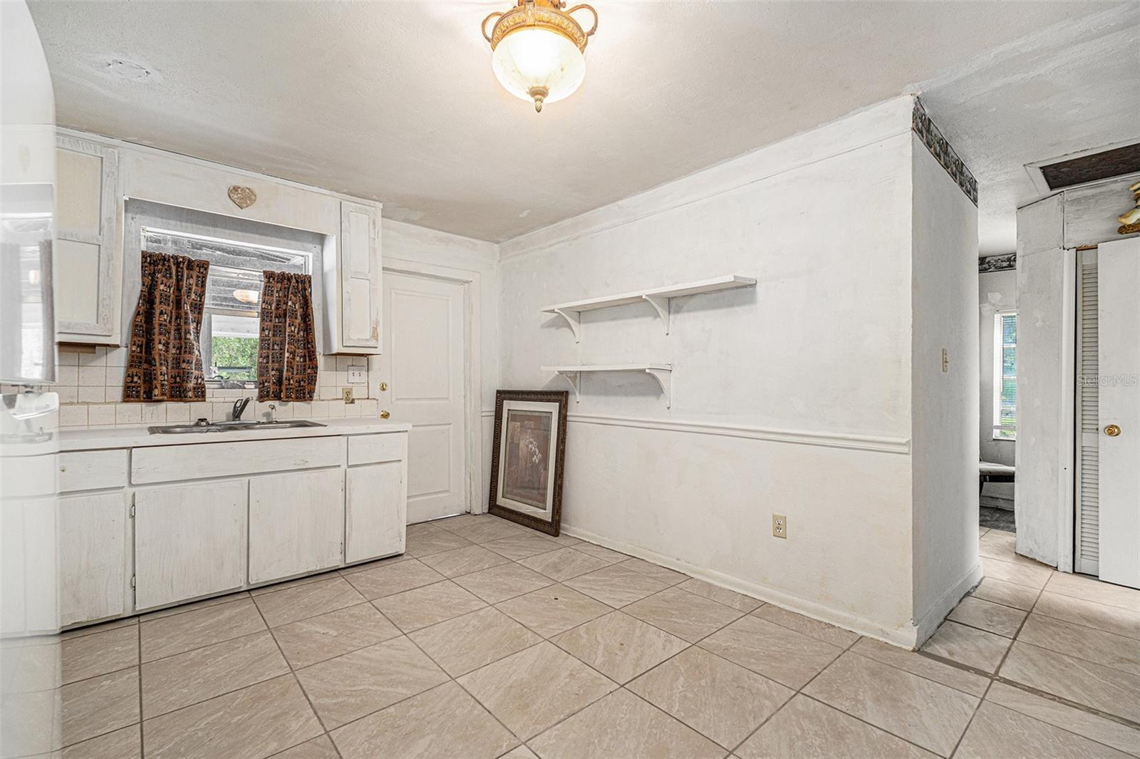 Image 10 of 29 For 20653 Old Trilby Road