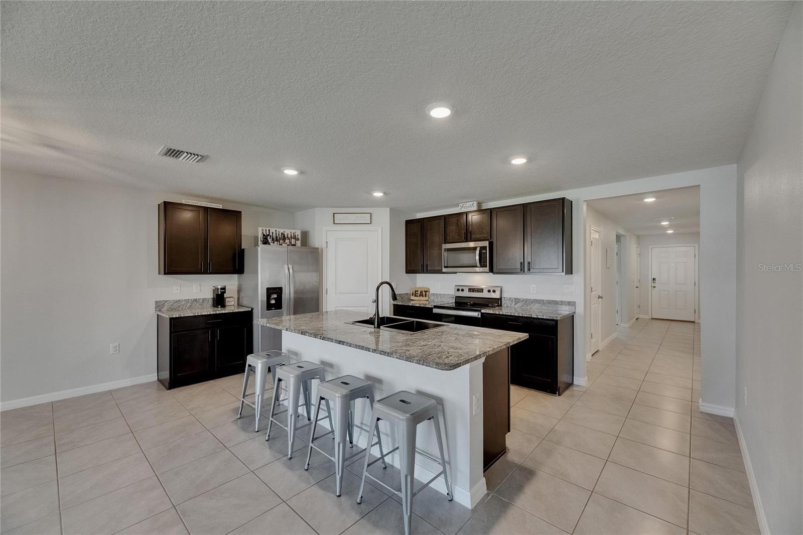 Image 40 of 52 For 2805 Gumbo Limbo Drive