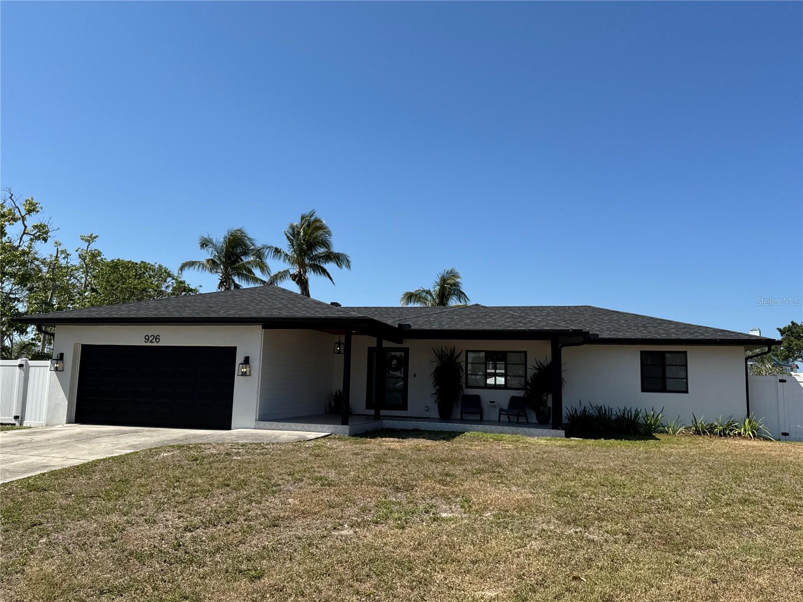 Image 3 of 40 For 926 Eagle Lane