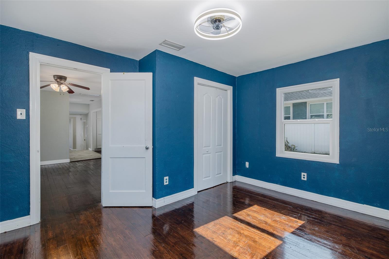 Image 25 of 40 For 1702 Knollwood Street