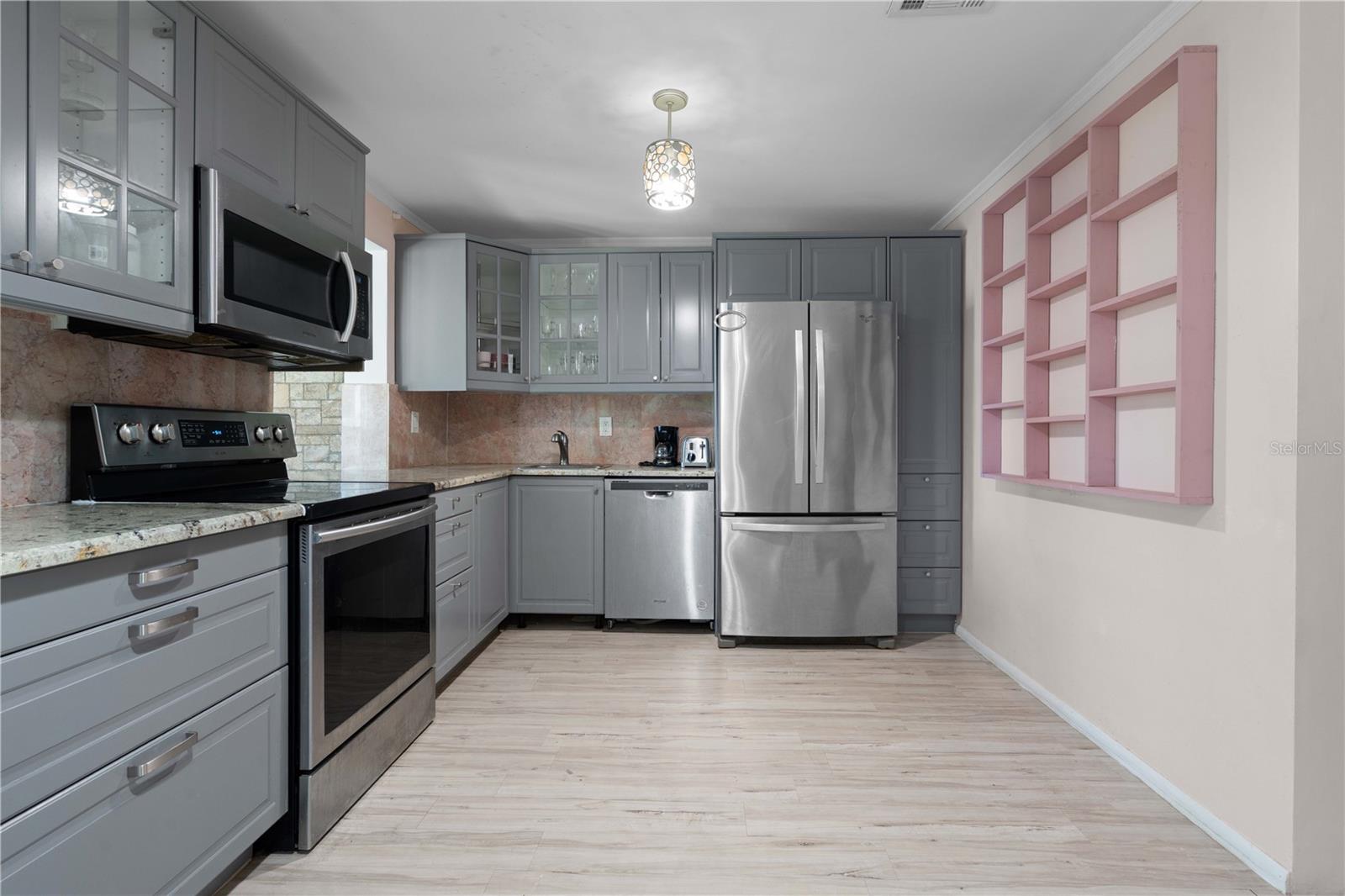 Image 7 of 37 For 1099 7th Avenue Ne