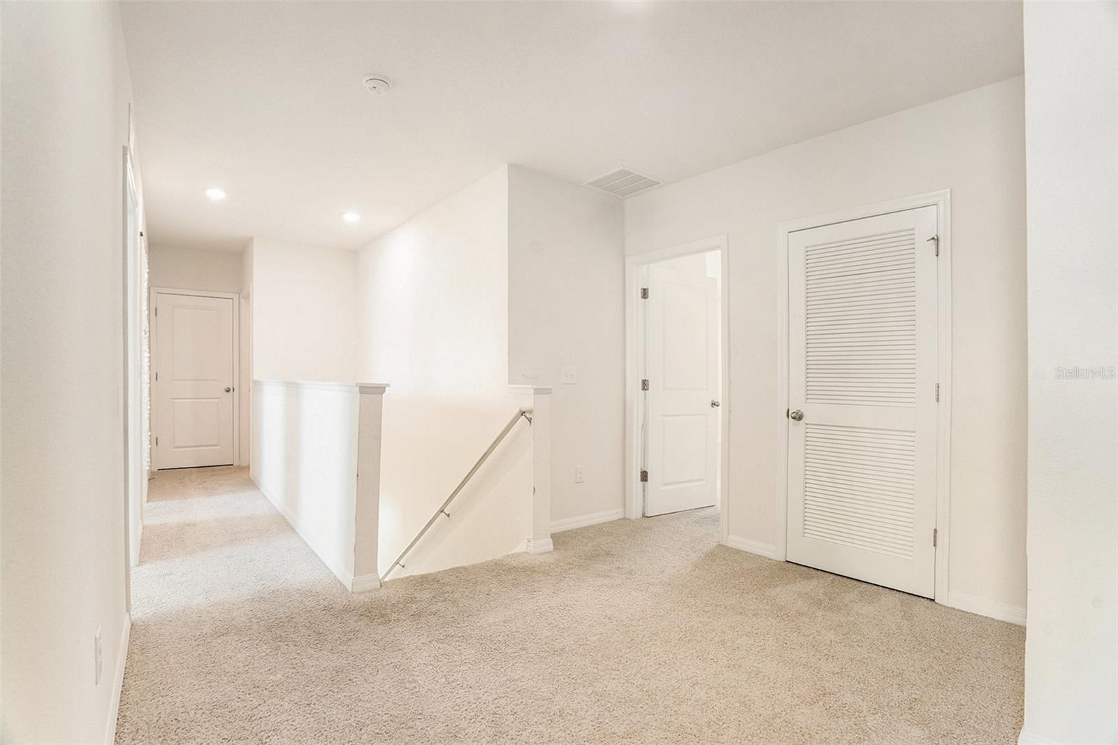 Image 13 of 26 For 6967 Silverado Ranch Boulevard