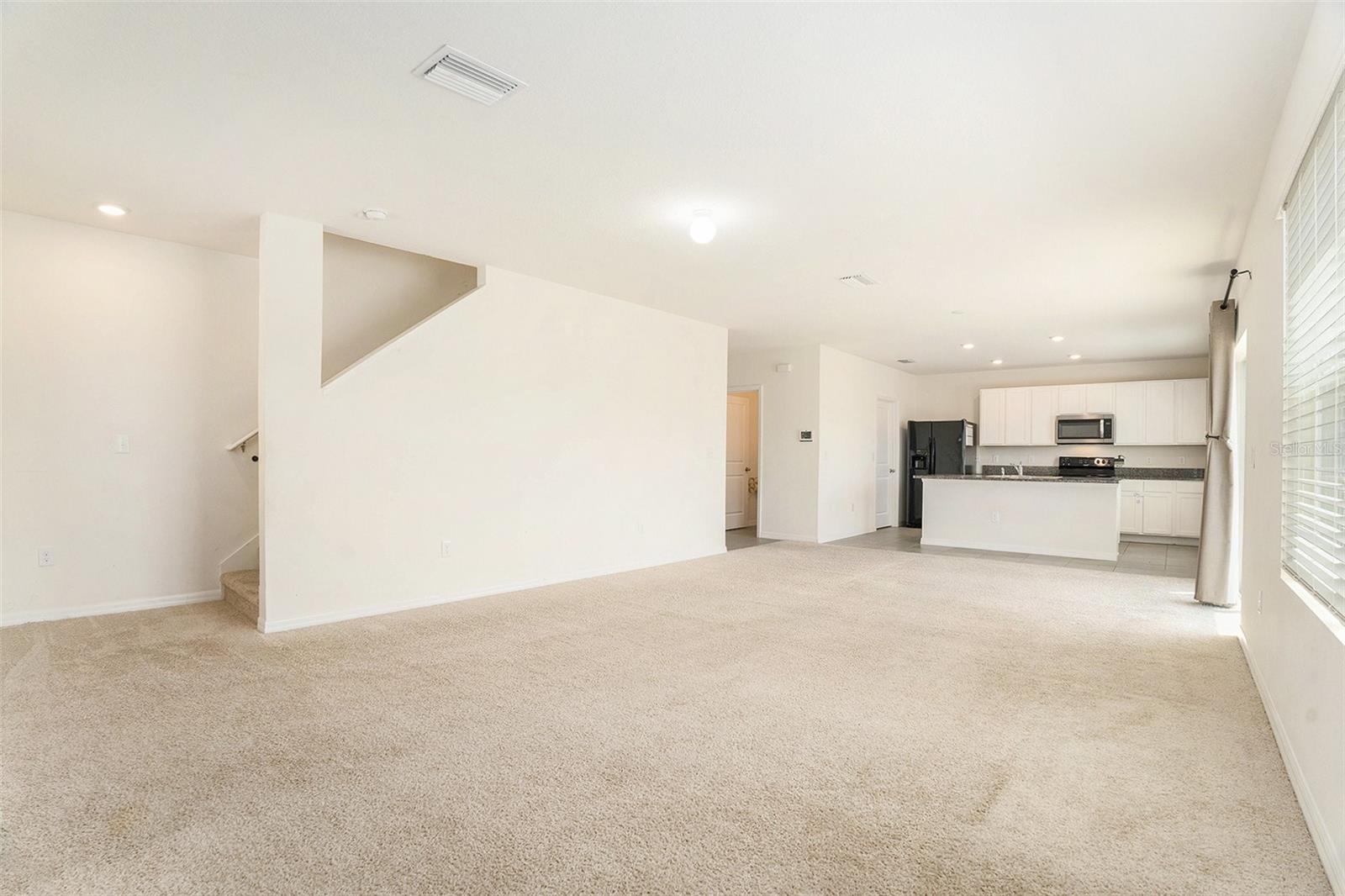 Image 7 of 26 For 6967 Silverado Ranch Boulevard