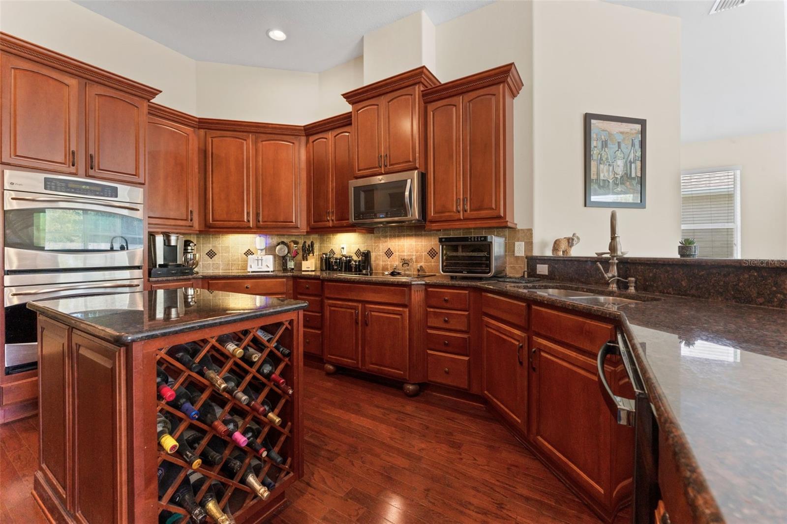 Image 11 of 49 For 10511 Mistflower Lane