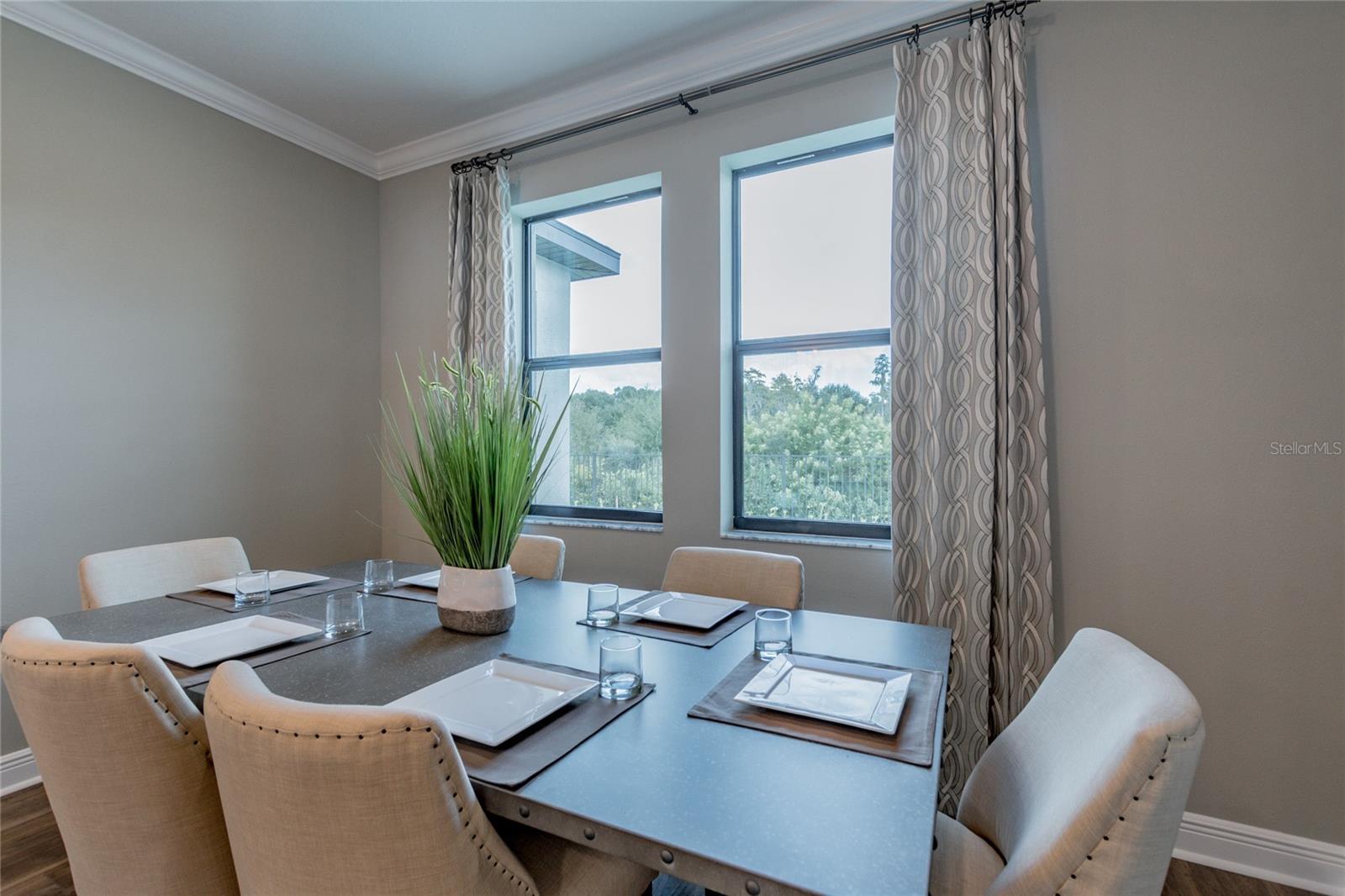 Image 15 of 47 For 712 Estates Boulevard