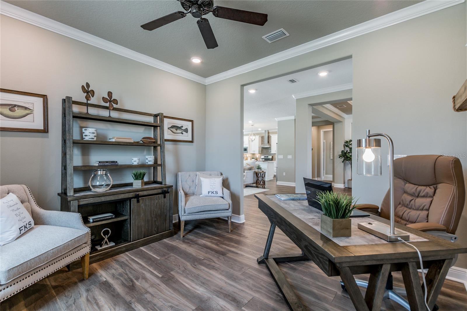 Image 33 of 47 For 712 Estates Boulevard