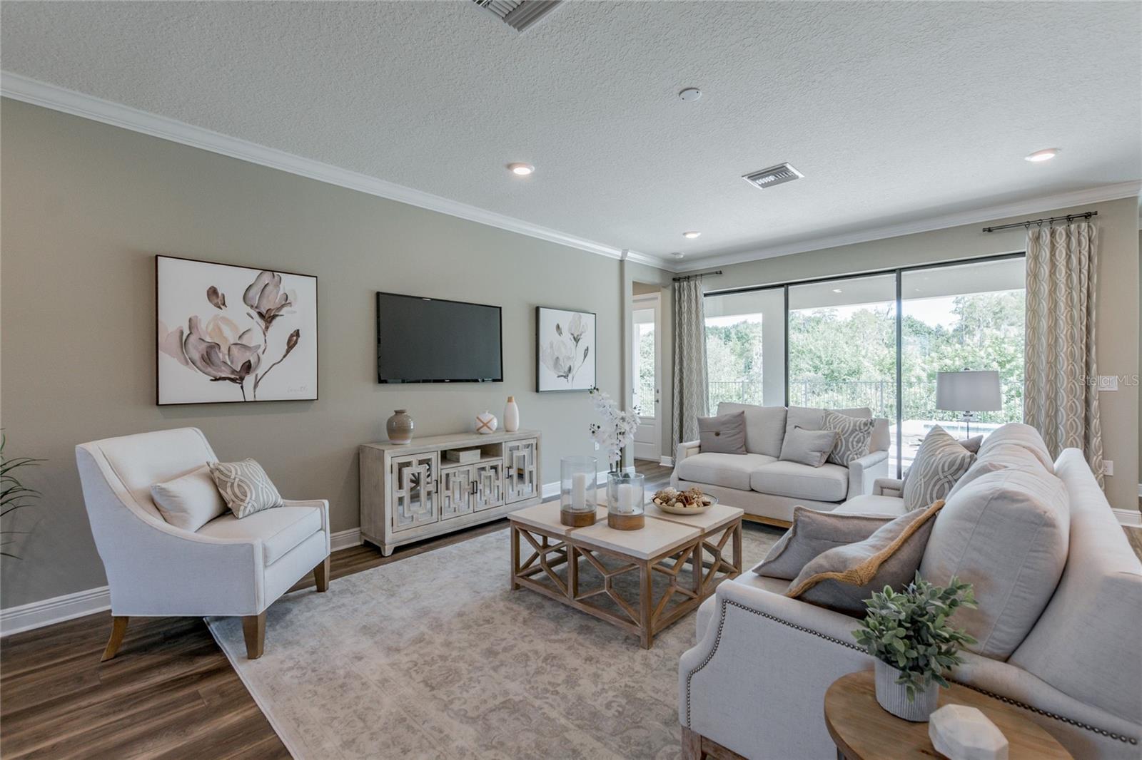 Image 6 of 47 For 712 Estates Boulevard