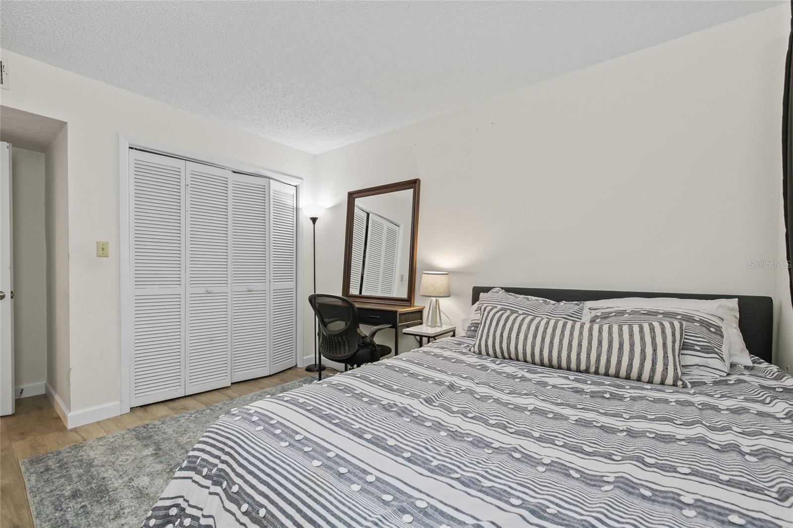 Image 20 of 33 For 3107 Horatio Street 11