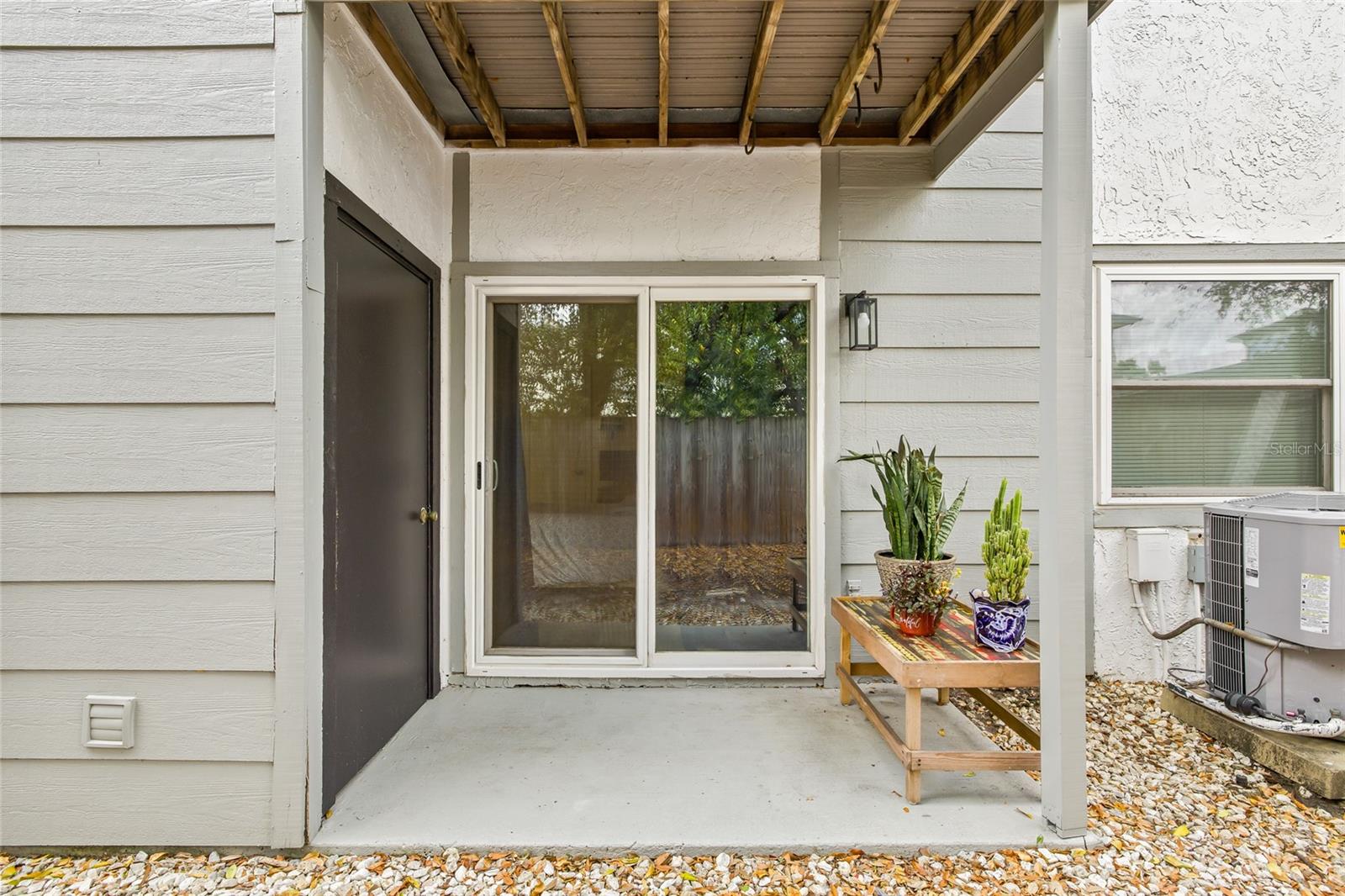 Image 21 of 33 For 3107 Horatio Street 11