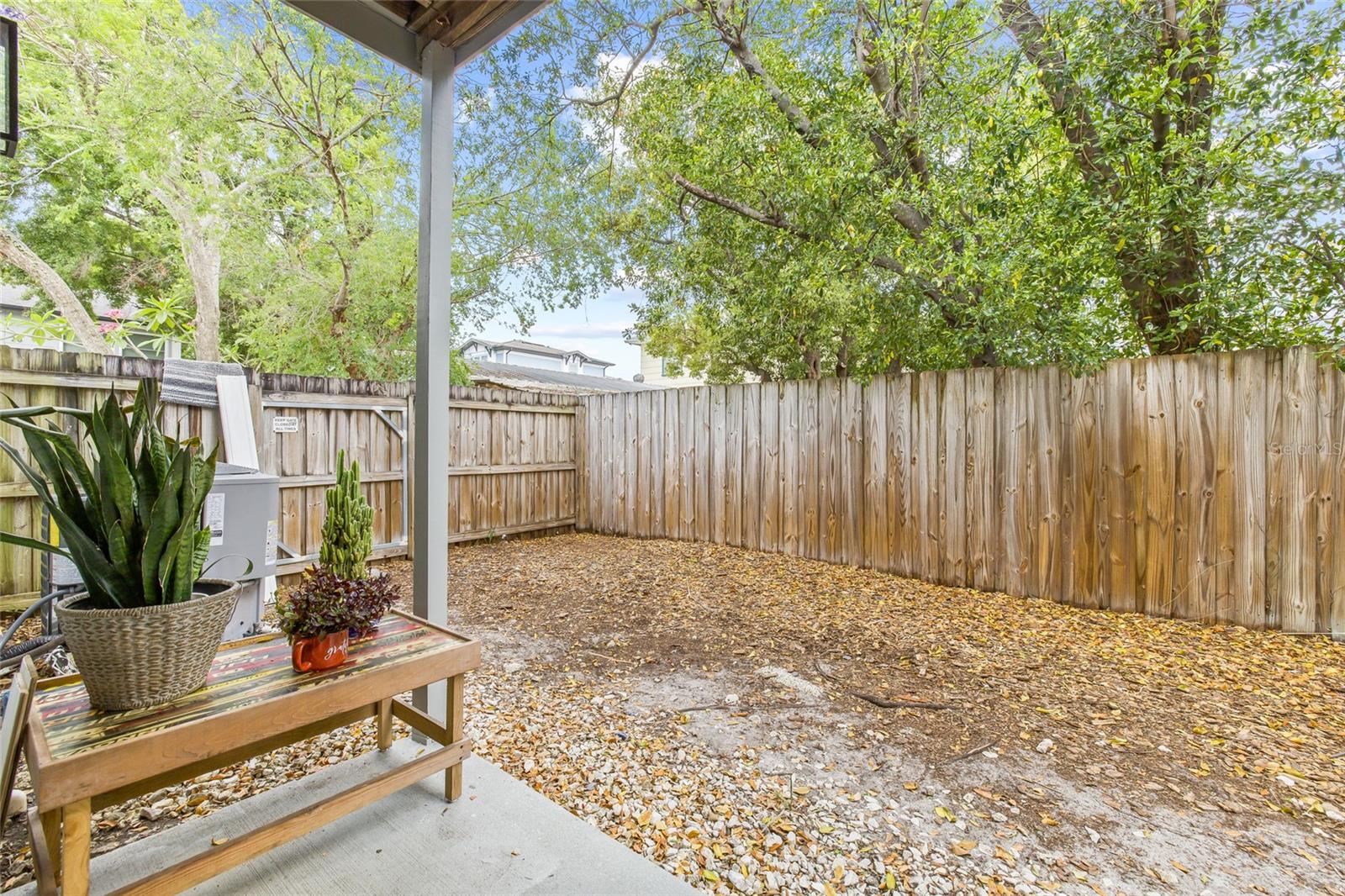 Image 22 of 33 For 3107 Horatio Street 11