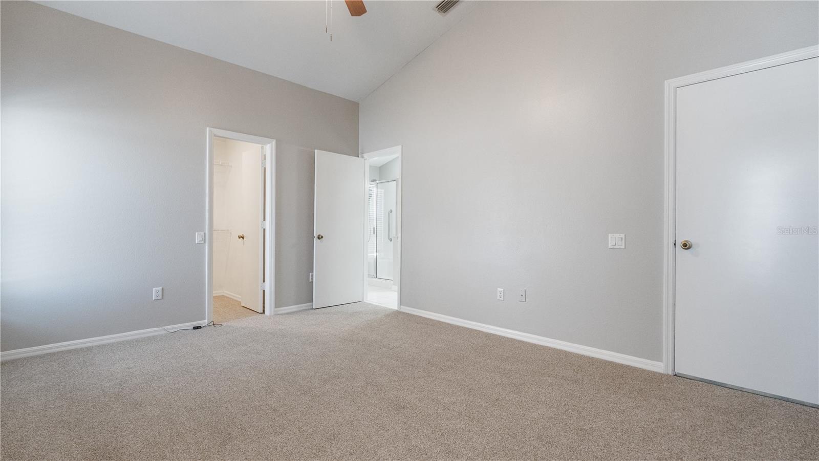 Image 20 of 45 For 944 Ridge Haven Drive