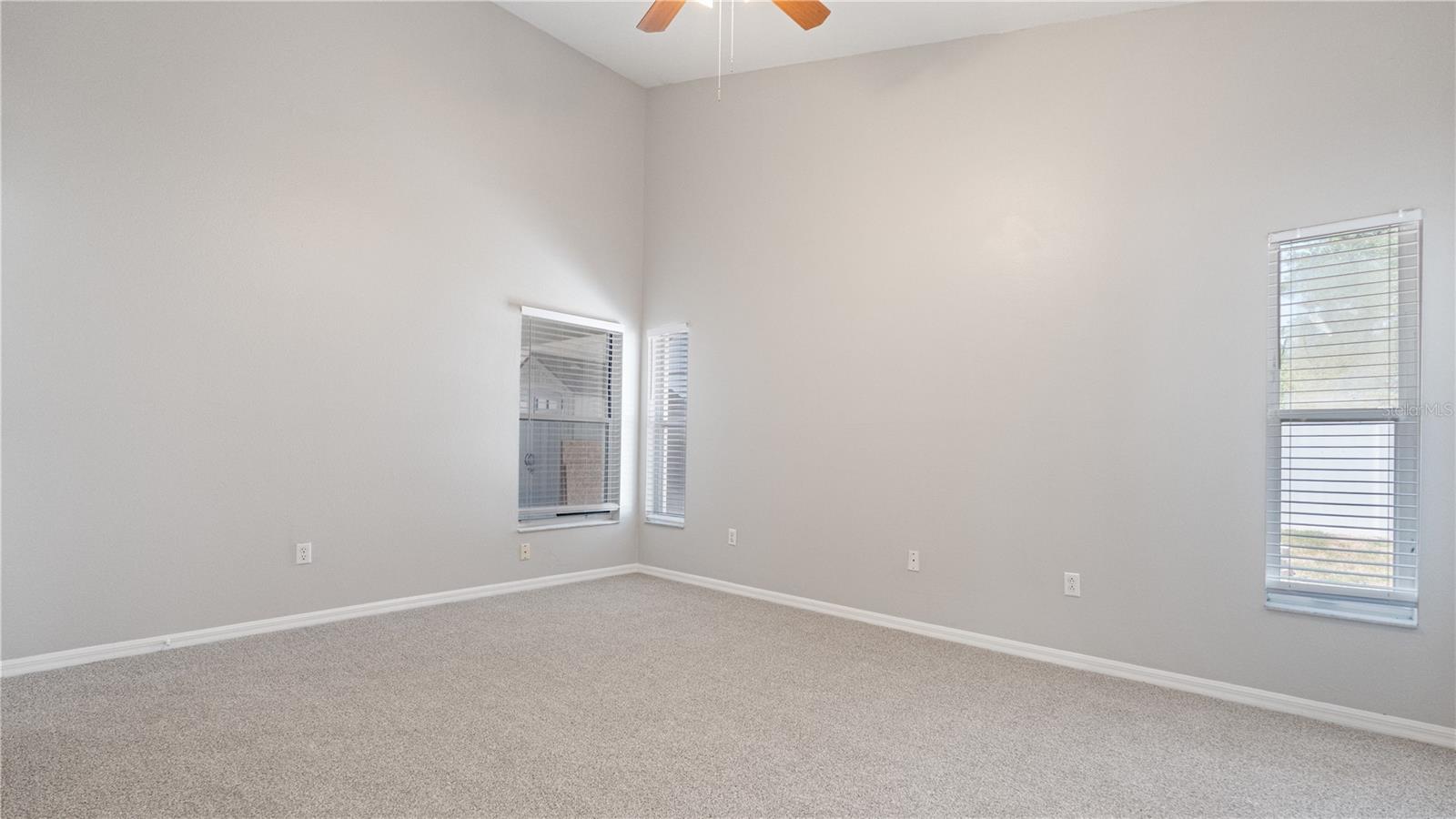 Image 30 of 45 For 944 Ridge Haven Drive