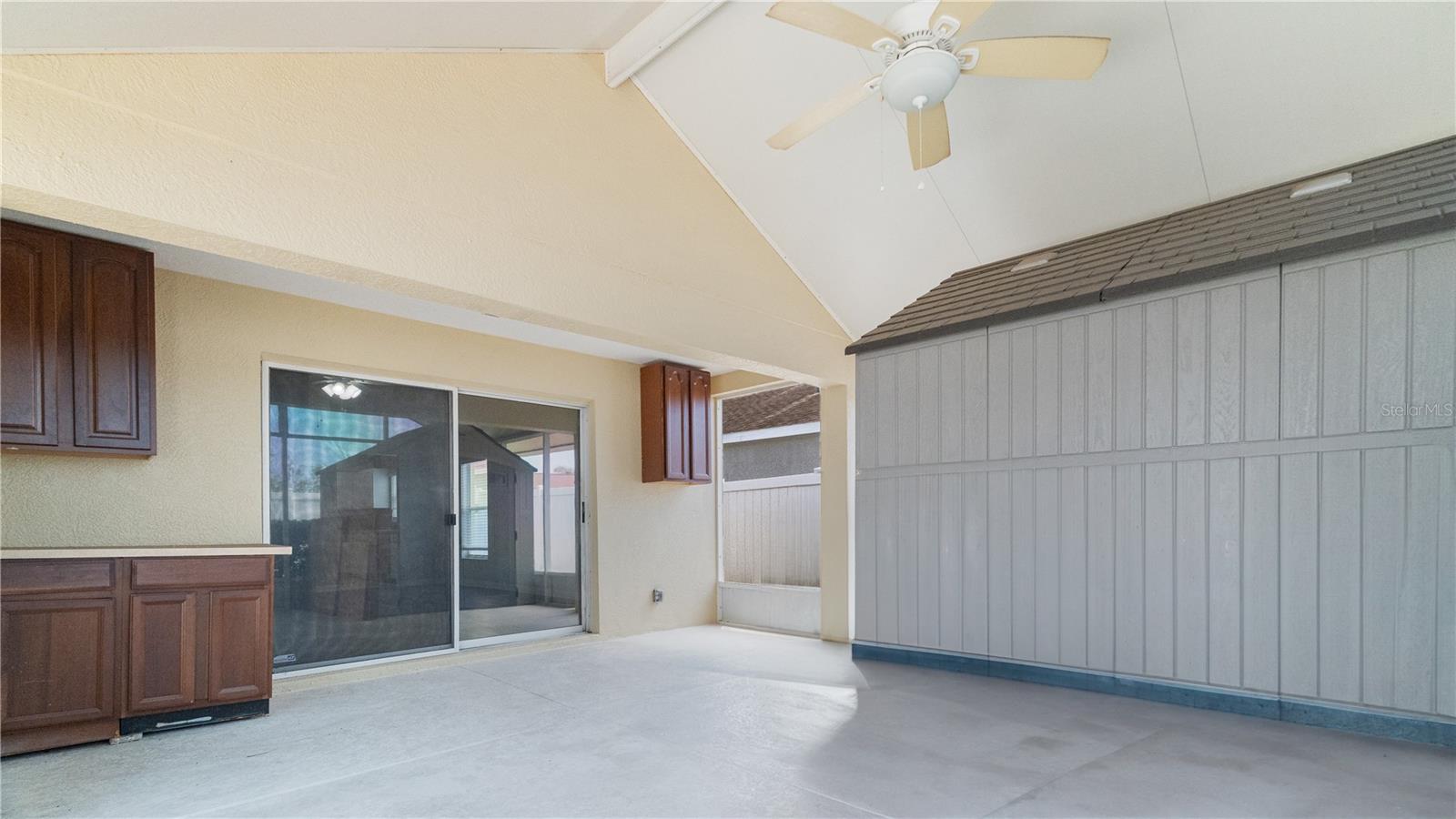Image 34 of 45 For 944 Ridge Haven Drive