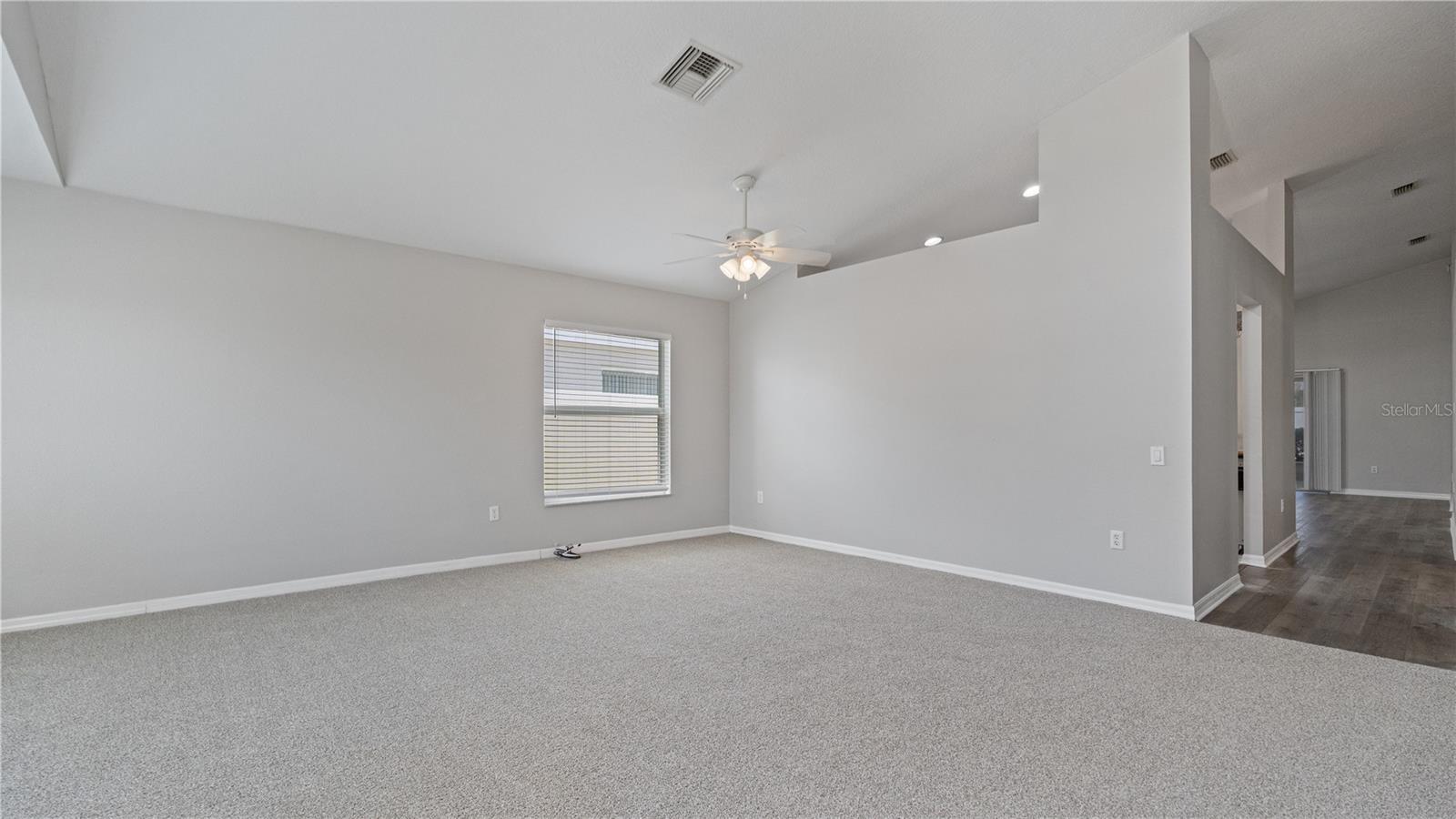 Image 8 of 45 For 944 Ridge Haven Drive