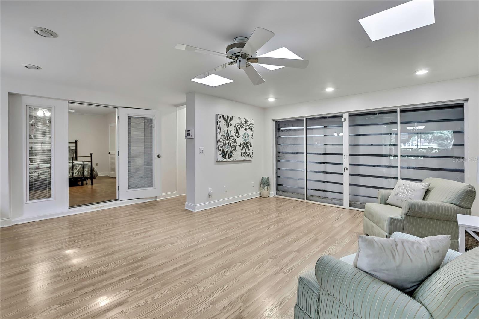 Image 15 of 54 For 4175 Northmeadow Circle 4175