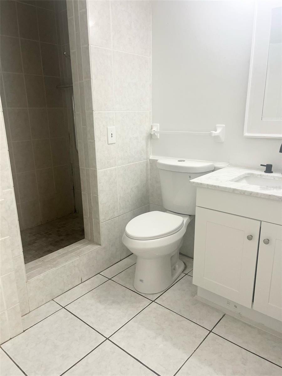 Image 13 of 38 For 11631 Seminole Drive
