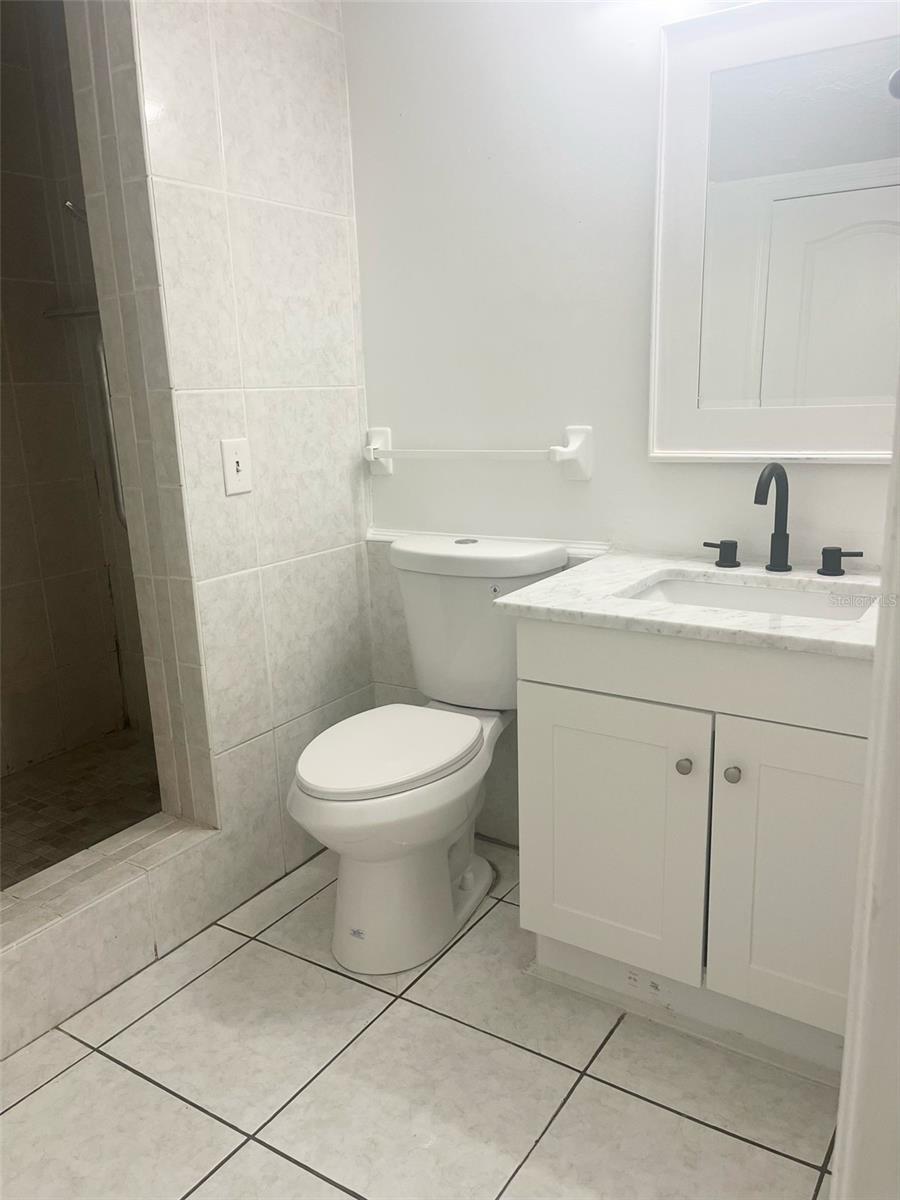 Image 28 of 38 For 11631 Seminole Drive