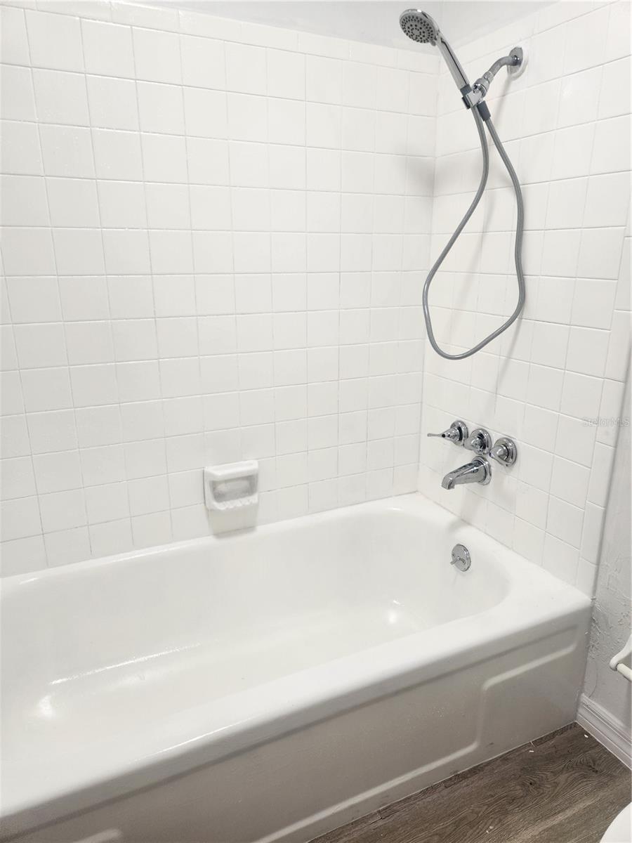 Image 33 of 38 For 11631 Seminole Drive