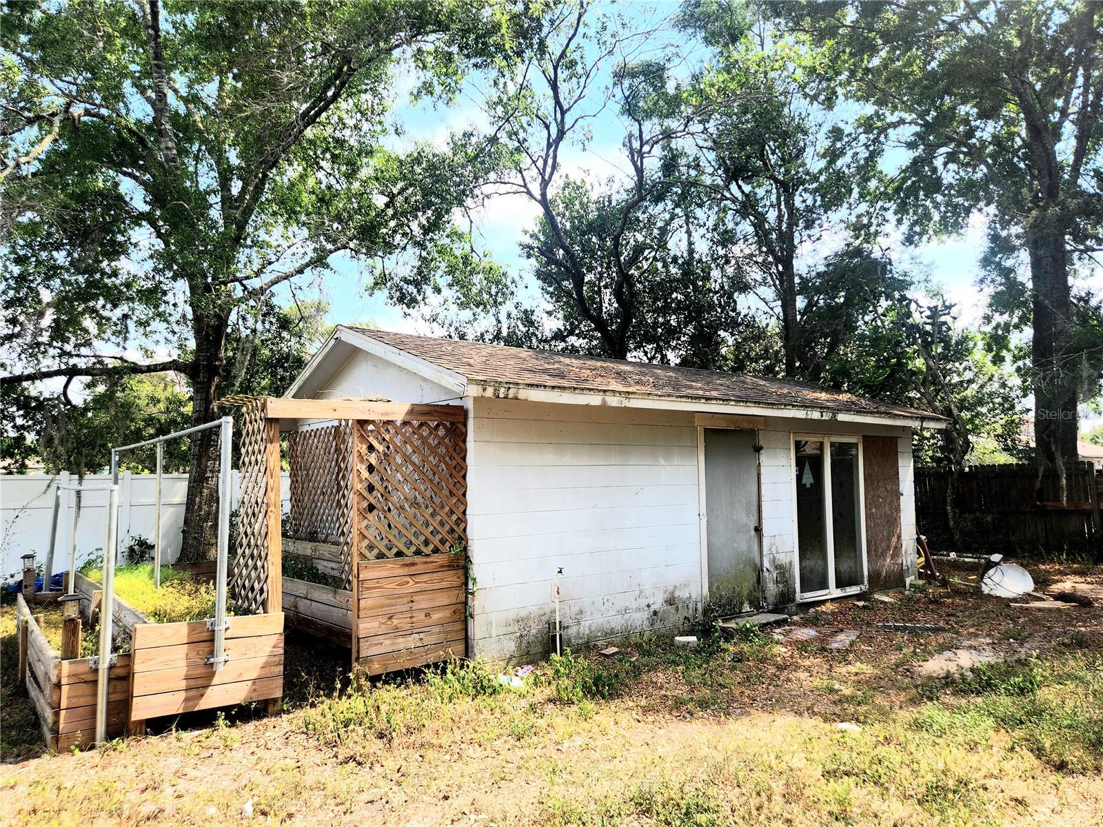 Image 37 of 38 For 11631 Seminole Drive