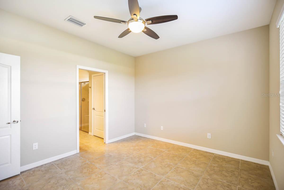 Image 14 of 23 For 6428 Yellow Buckeye Drive
