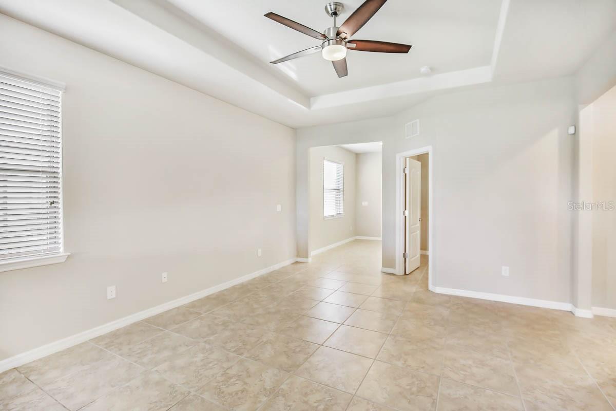 Image 16 of 23 For 6428 Yellow Buckeye Drive