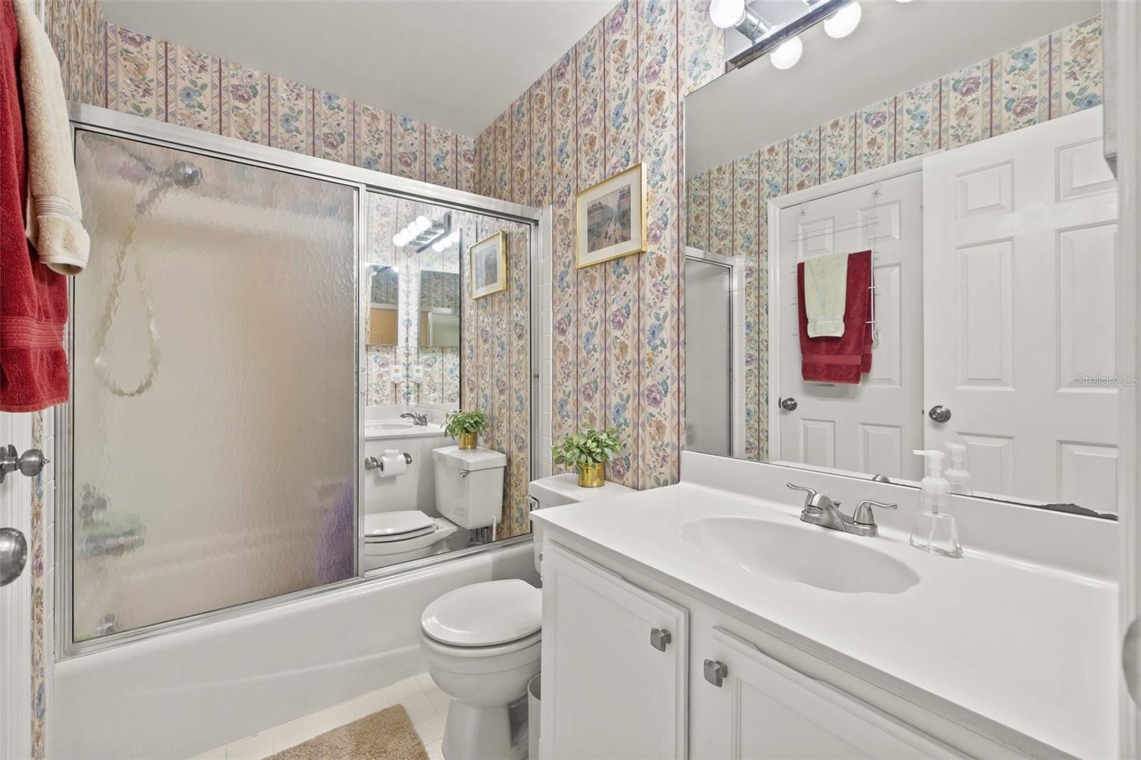 Listing photo id 20 for 7310 Sunshine Skyway Lane S 219