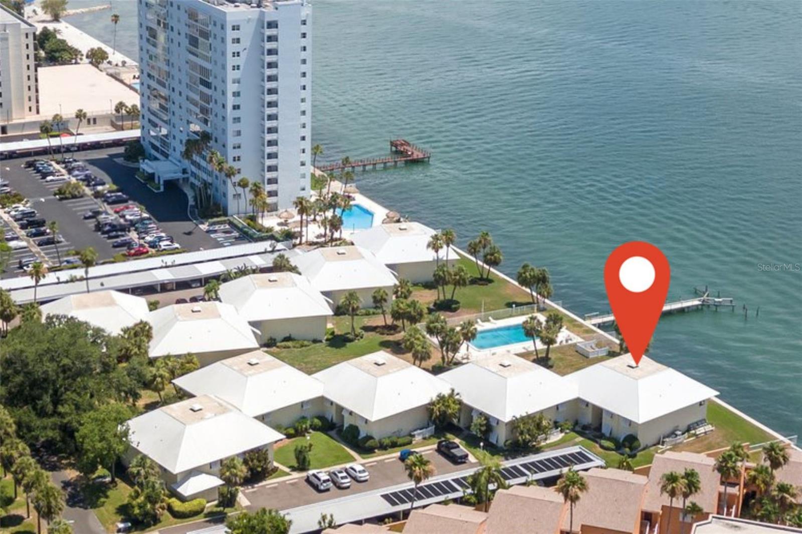 Listing photo id 36 for 7310 Sunshine Skyway Lane S 219
