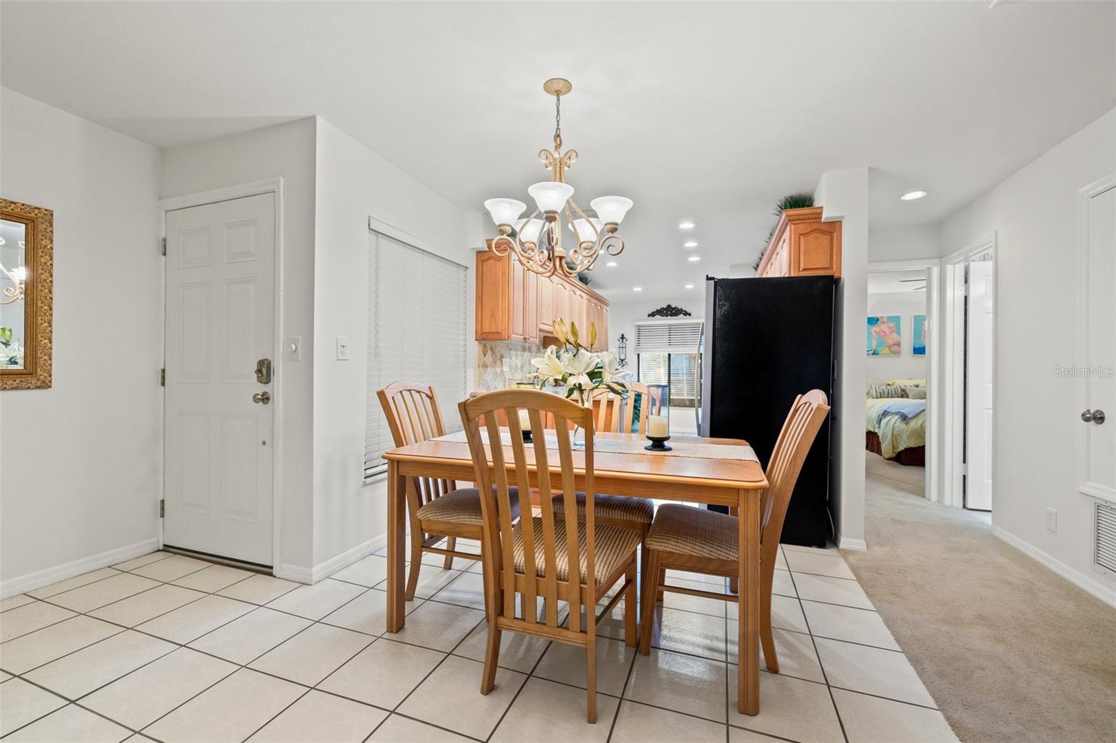 Listing photo id 3 for 7310 Sunshine Skyway Lane S 219